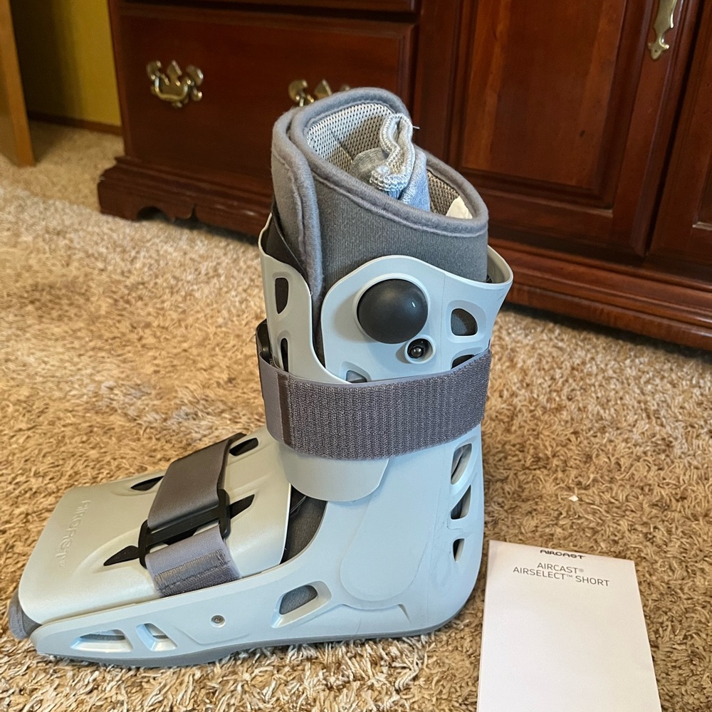 Aircast Airselect Short walking boot